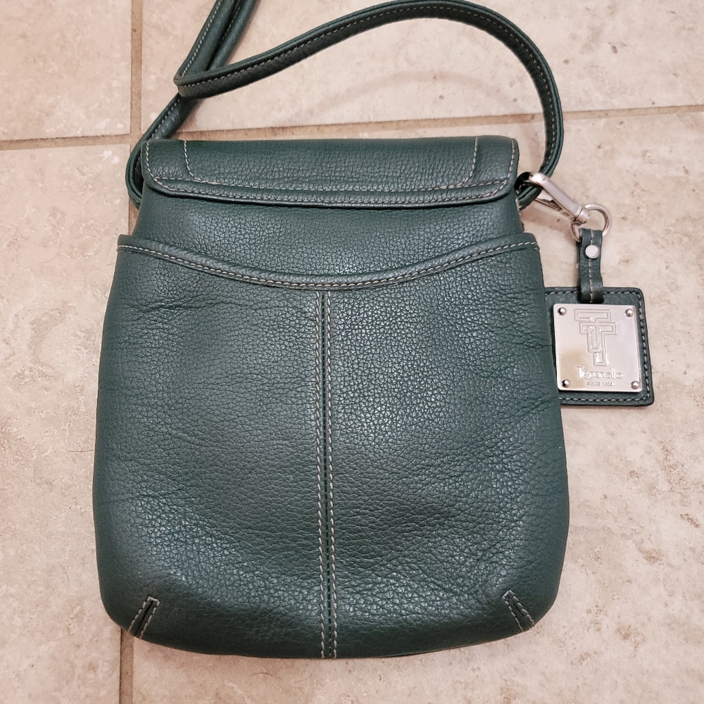 Tignanello Vintage Green Pebble Leather Crossbody - Picture 4 of 9